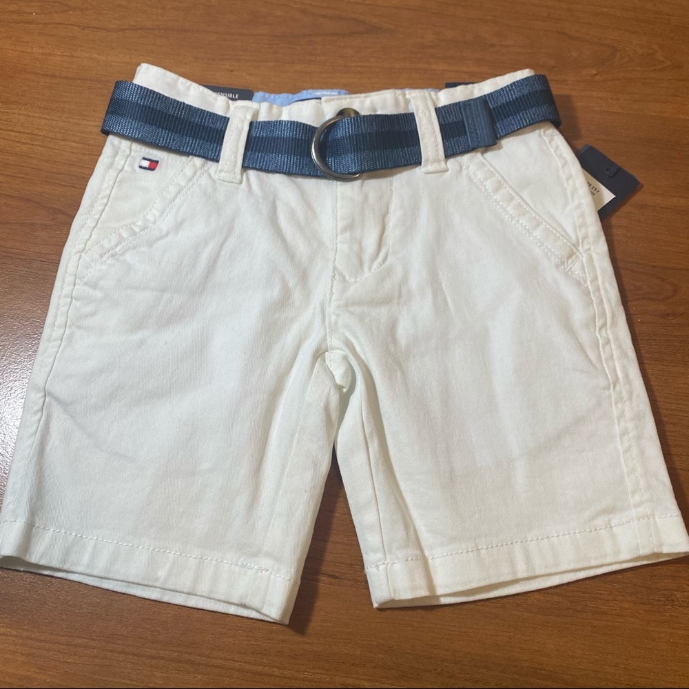 Tomny Hilfiger boys short size 4